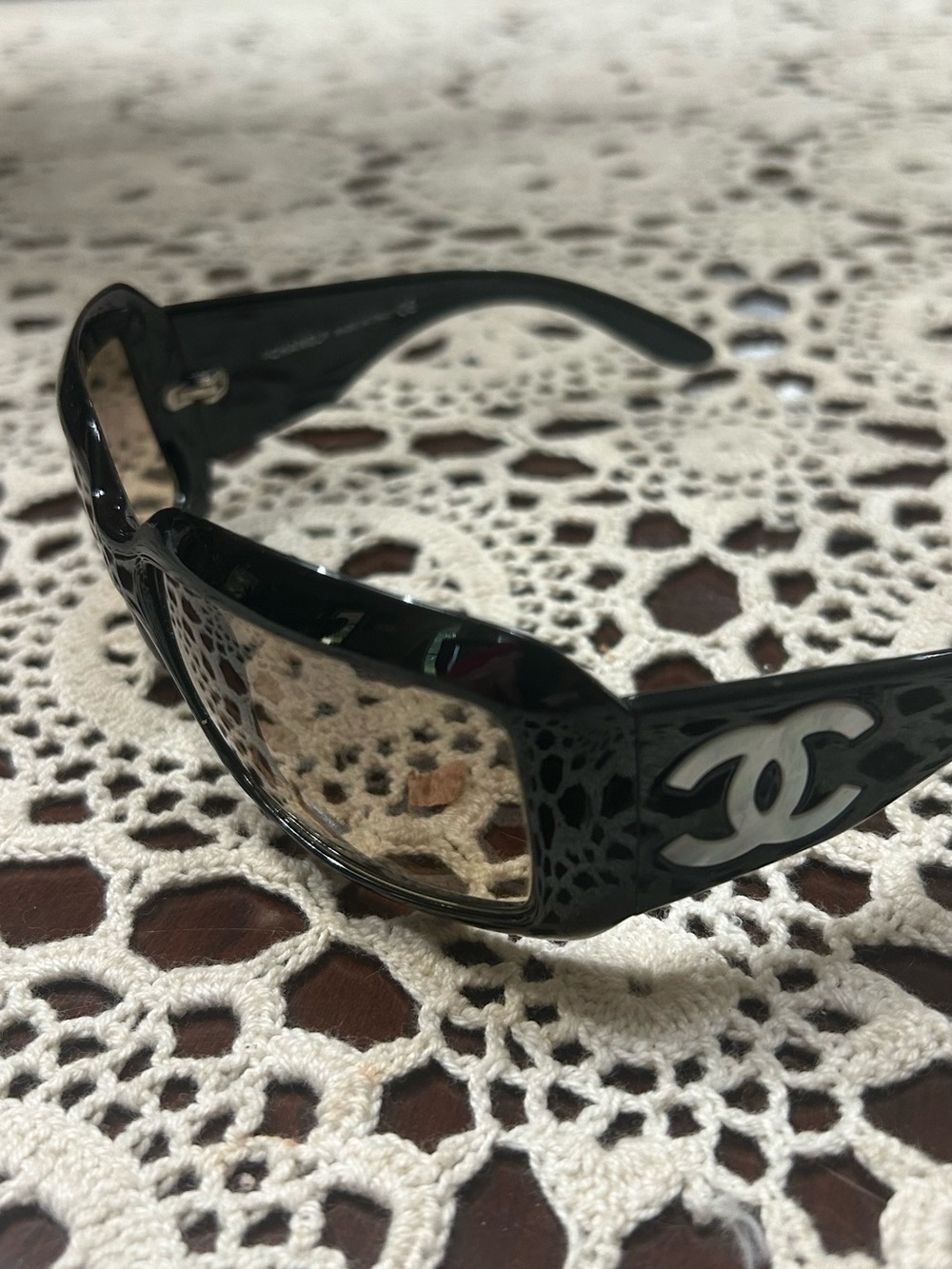 Chanel 5076-H Black Sunglasses Mother of Pearl CC Logo Vintage Designer